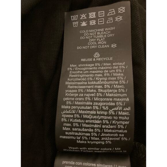 Vero Moda Women's Scoop Neck Top Large Black NWT Silver Snaps Semi Sheer - Picture 7 of 7